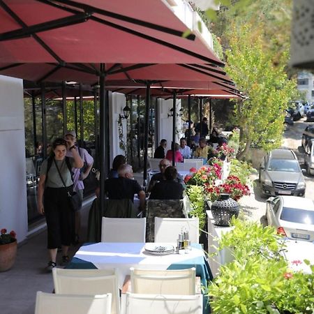 Villa D Hotel-Restaurant-Private Beach Dıraç Dış mekan fotoğraf